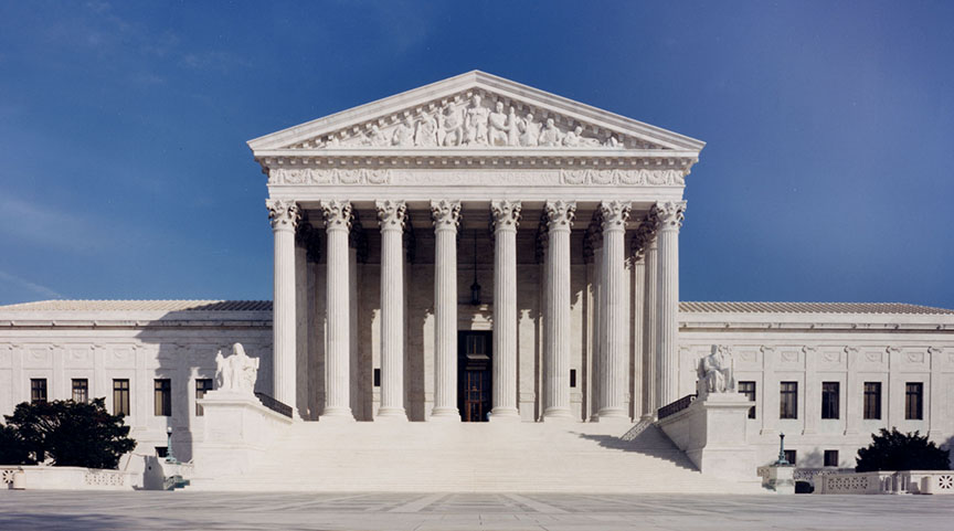Exterior de la Corte Suprema